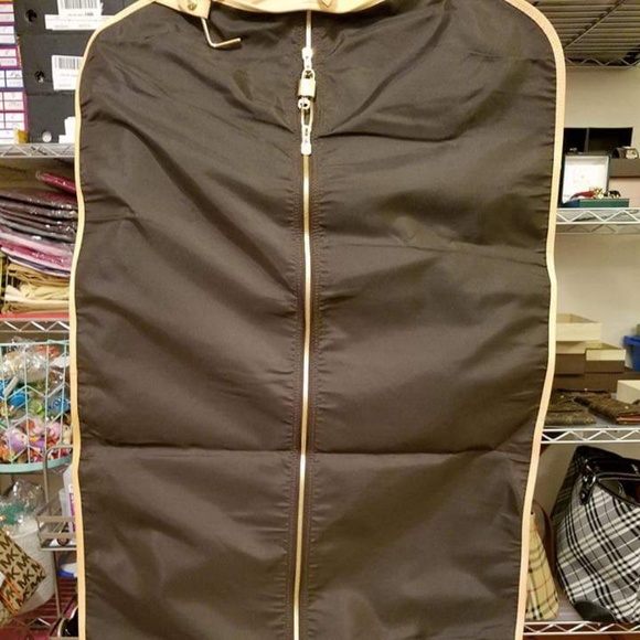 GARMENT BAG - Picture 2 of 8